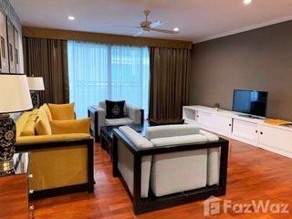 À louer 3 chambres appartement à Pathum Wan, Bangkok