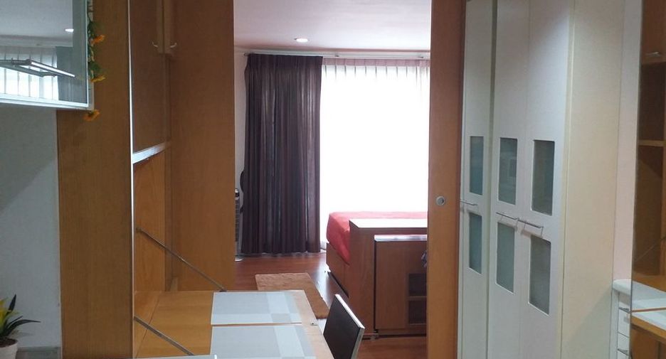 Condo en alquiler de 1 habitaciones en Watthana, Bangkok
