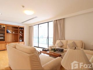 For rent 3 bedrooms condo in Sathon, Bangkok