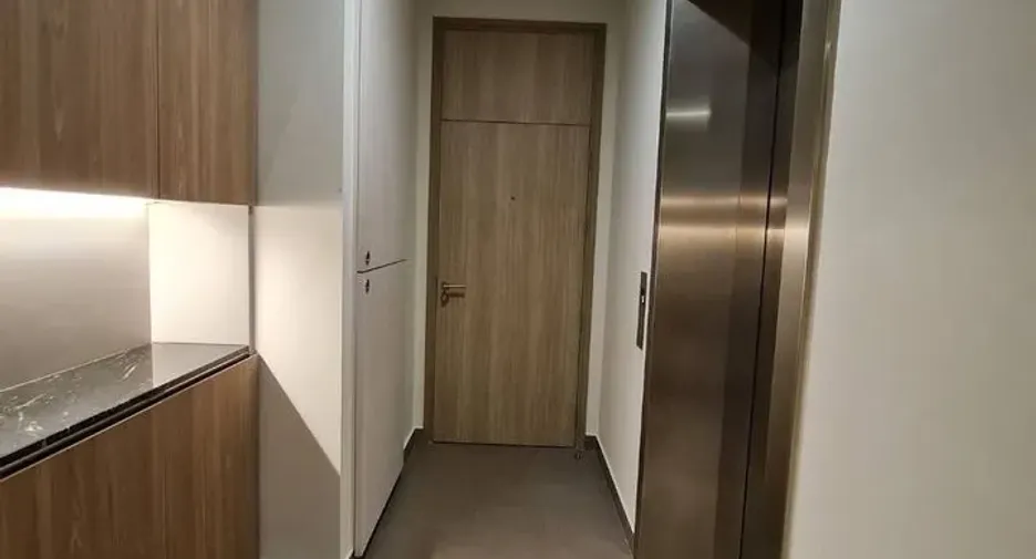 For rent 1 bed condo in Pathum Wan, Bangkok