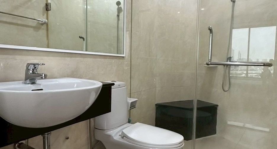 For rent 2 bedrooms condo in Bang Kho Laem, Bangkok