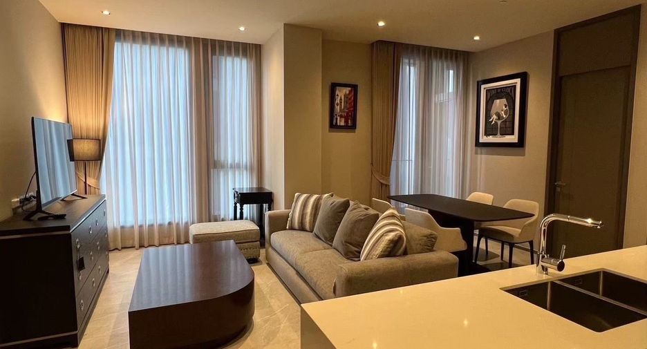 For rent 2 bedrooms condo in Khlong Toei, Bangkok