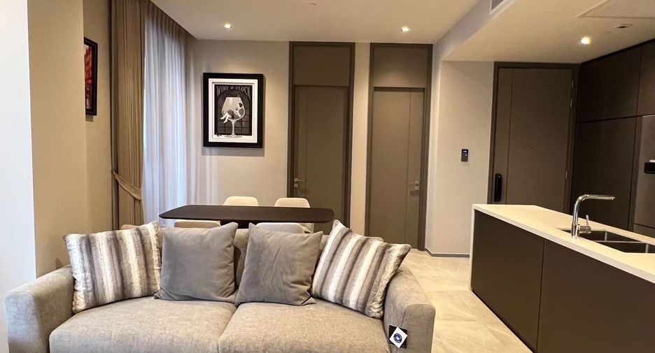 For rent 2 bedrooms condo in Khlong Toei, Bangkok