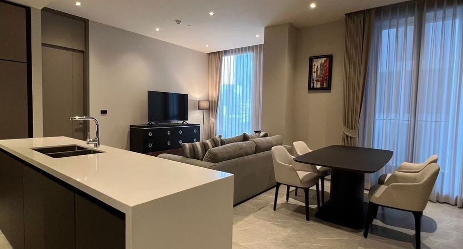 For rent 2 bedrooms condo in Khlong Toei, Bangkok