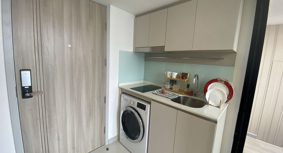 Condo en alquiler de 1 habitaciones en Sathon, Bangkok