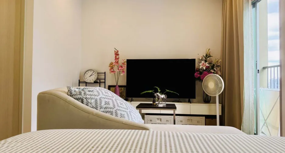 For rent 2 ベッドルーム condo in Huai Khwang, Bangkok