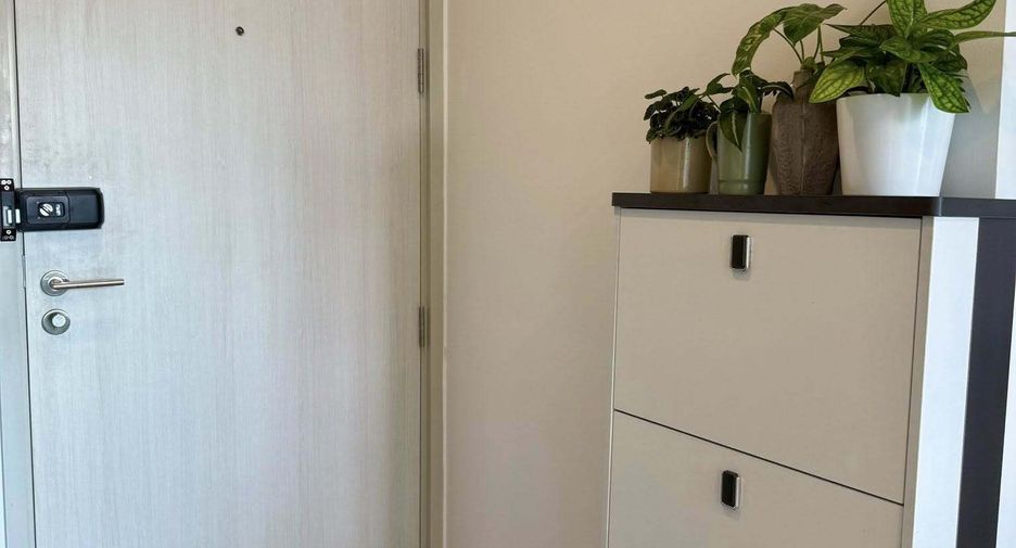 For rent 2 ベッドルーム condo in Huai Khwang, Bangkok