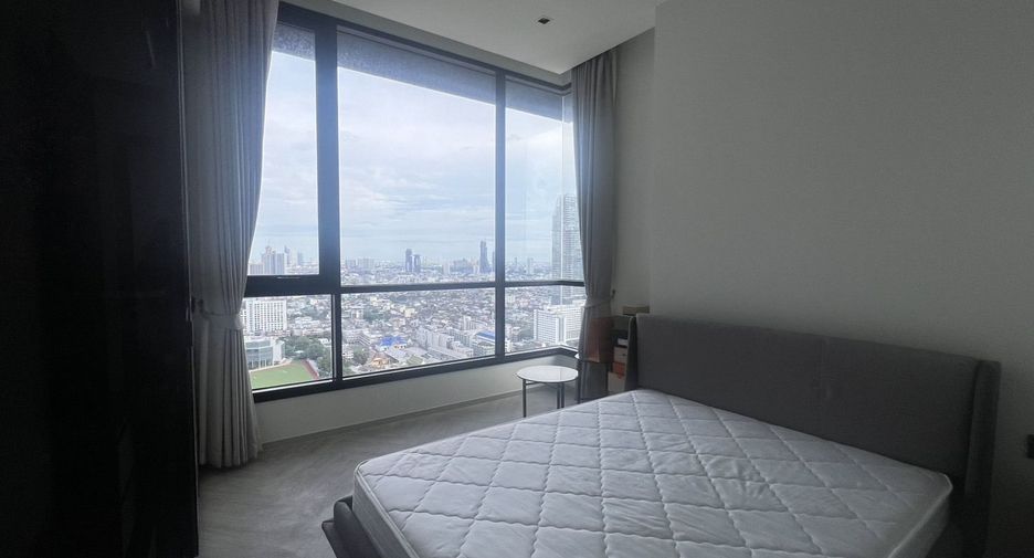 For rent 2 bedrooms condo in Khlong San, Bangkok