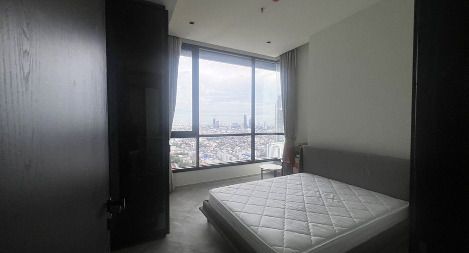 For rent 2 bedrooms condo in Khlong San, Bangkok