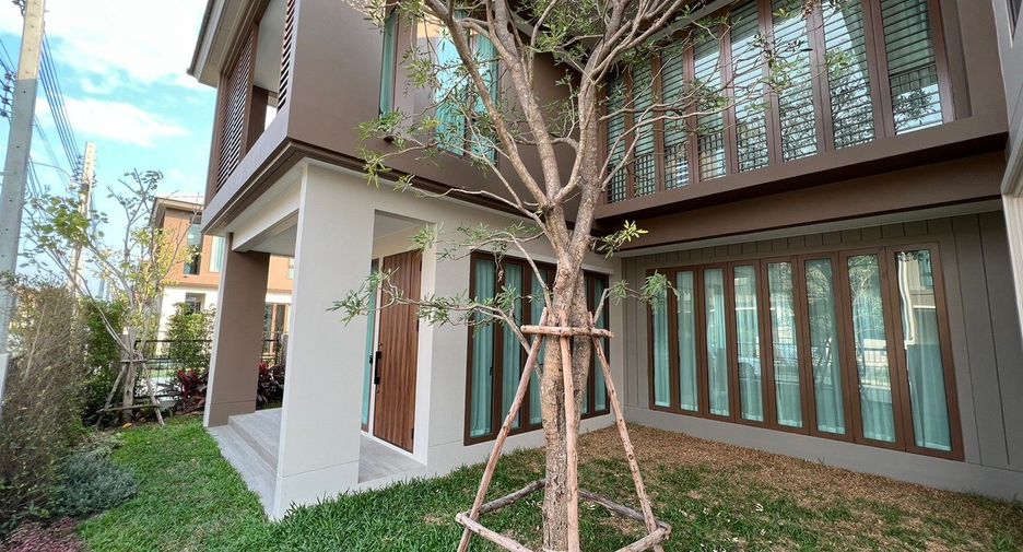 Haus zur Miete mit 4 Zimmer in Bang Kapi, Bangkok