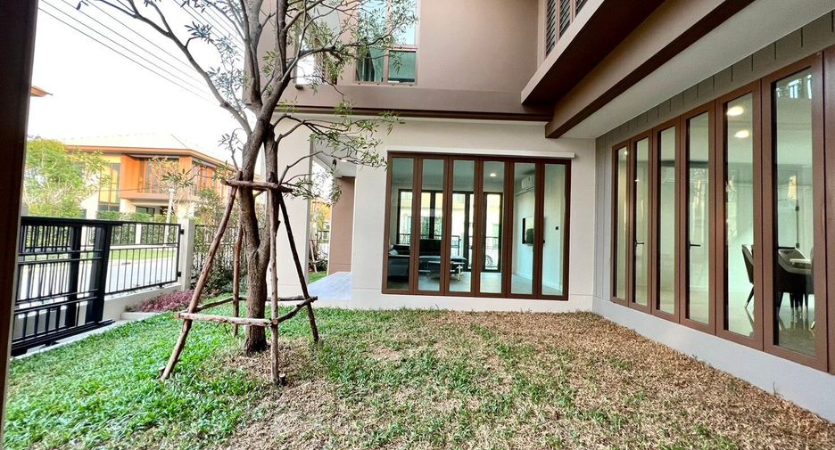 Haus zur Miete mit 4 Zimmer in Bang Kapi, Bangkok