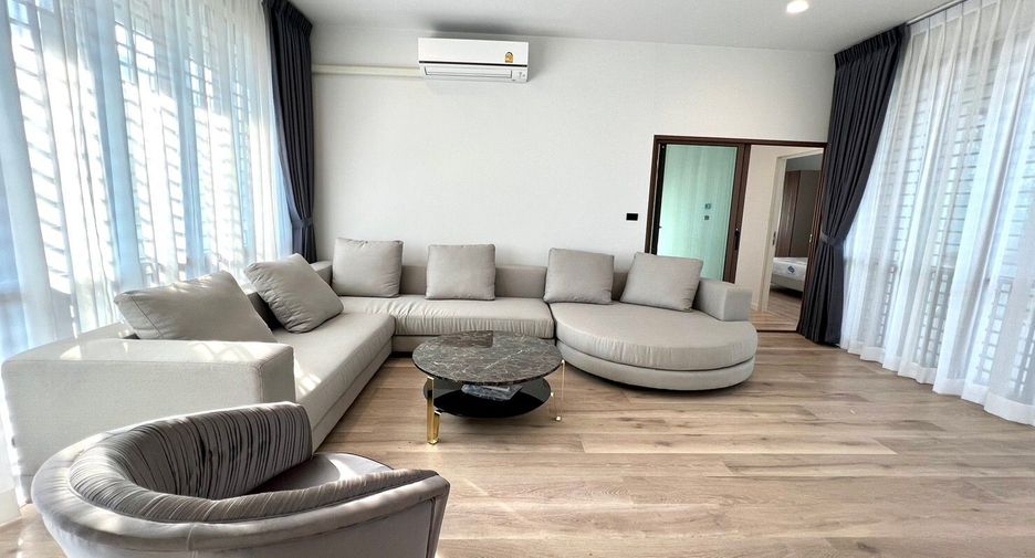 Haus zur Miete mit 4 Zimmer in Bang Kapi, Bangkok