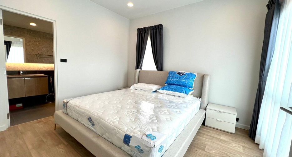 Haus zur Miete mit 4 Zimmer in Bang Kapi, Bangkok