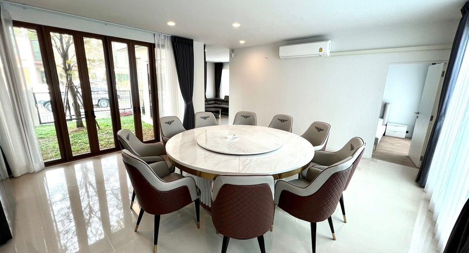 Haus zur Miete mit 4 Zimmer in Bang Kapi, Bangkok