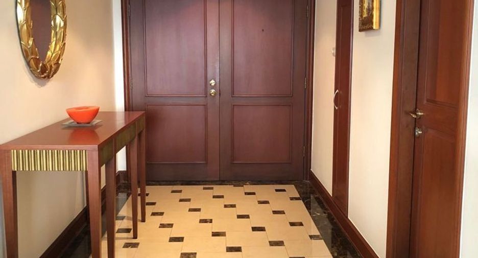 Condo en alquiler de 3 habitaciones en Pathum Wan, Bangkok