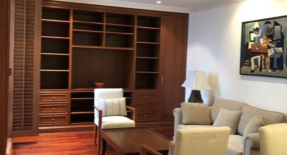 Condo en alquiler de 3 habitaciones en Pathum Wan, Bangkok