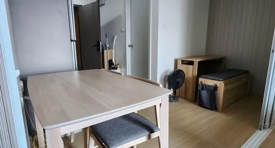 À louer studio condo à Bang Kapi, Bangkok