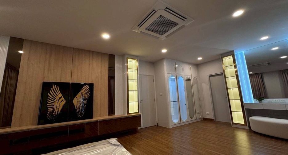 Haus zur Miete mit 4 Zimmer in Bang Phli, Samut Prakan