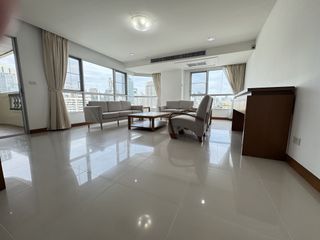 Apartment zur Miete mit 3 Zimmer in Khlong Toei, Bangkok
