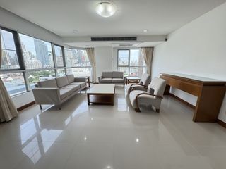 Apartment zur Miete mit 3 Zimmer in Khlong Toei, Bangkok