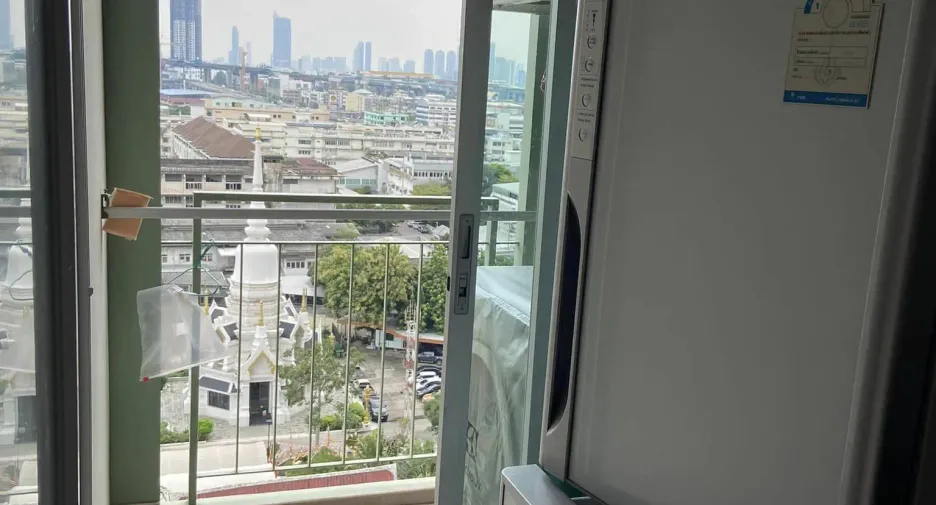For rent 2 bedrooms condo in Yan Nawa, Bangkok