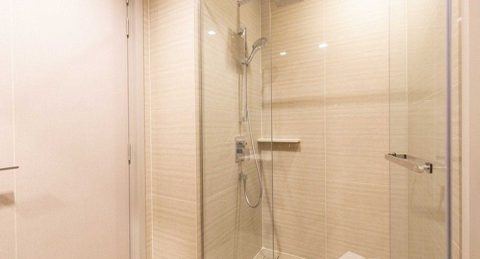 Wohnung zur Miete mit 1 Zimmer in Huai Khwang, Bangkok