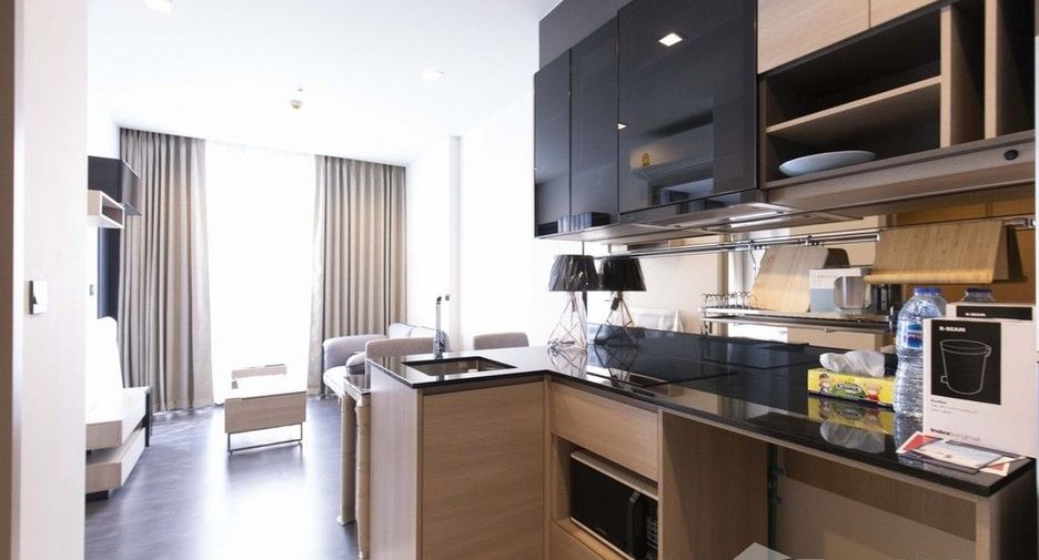 Wohnung zur Miete mit 1 Zimmer in Huai Khwang, Bangkok
