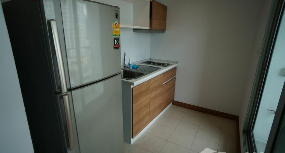 Wohnung zur Miete mit 2 Zimmer in Khlong Toei, Bangkok