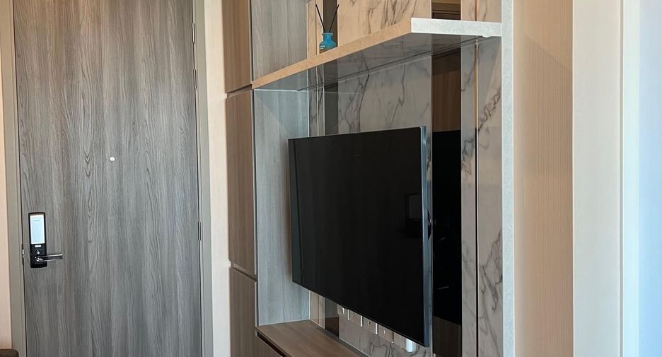 For rent 1 bed condo in Mueang Samut Prakan, Samut Prakan