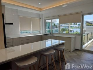 For rent 4 bedrooms condo in Watthana, Bangkok