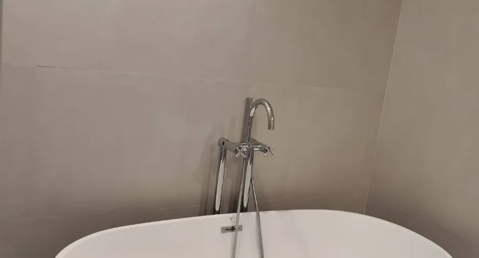 For rent 4 bedrooms condo in Watthana, Bangkok