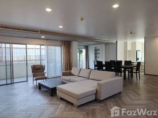 For rent 4 bedrooms condo in Watthana, Bangkok