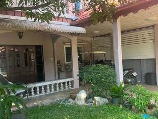 出租 3 卧室 独立屋 在 Lat Phrao, 曼谷