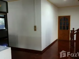 出租 4 卧室 独立屋 在 Watthana, 曼谷