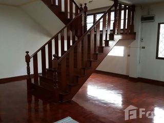 出租 4 卧室 独立屋 在 Watthana, 曼谷