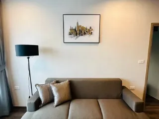 For rent 2 bedrooms condo in Huai Khwang, Bangkok