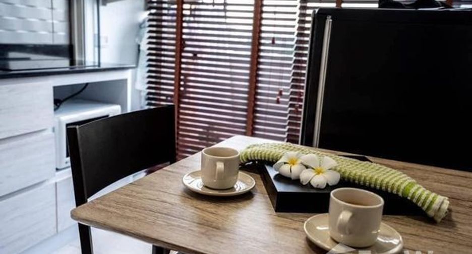 For rent 1 bed condo in Phra Khanong, Bangkok