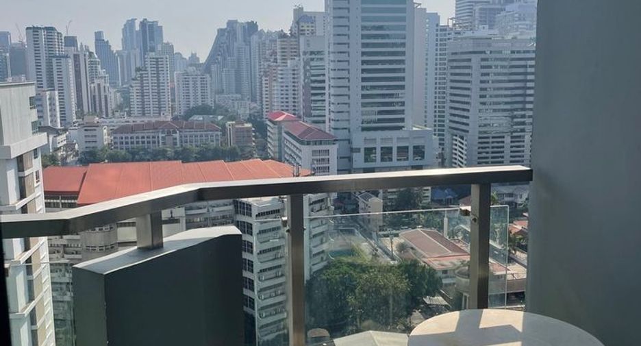 Wohnung zur Miete mit Studio in Watthana, Bangkok
