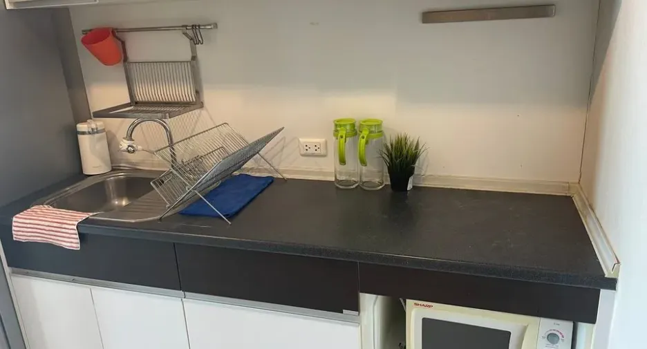 Wohnung zur Miete mit Studio in Watthana, Bangkok