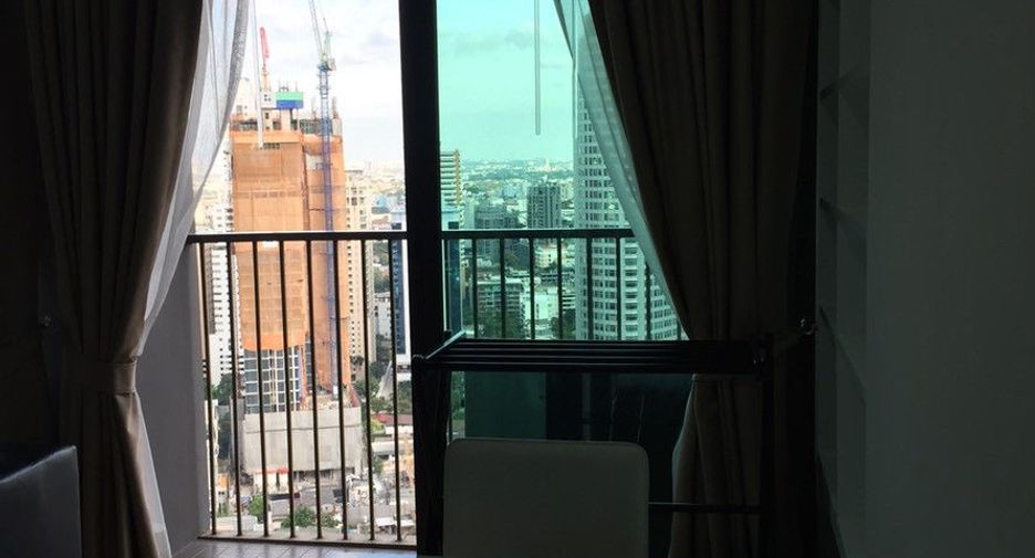 For rent 1 bed condo in Khlong Toei, Bangkok