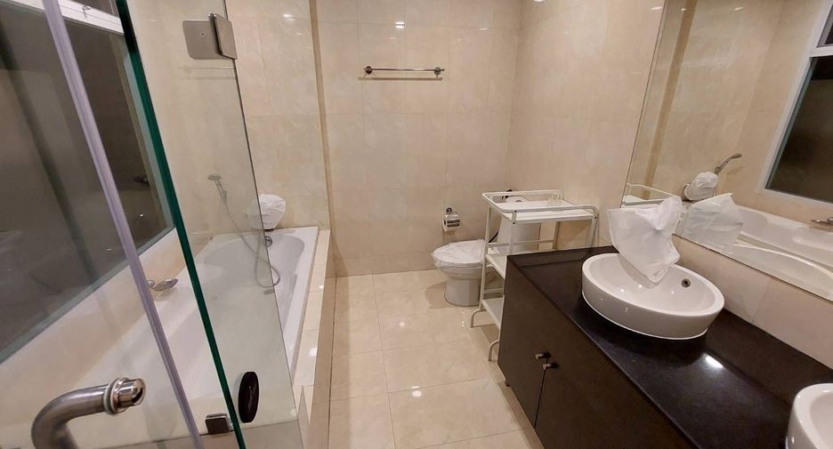 À louer 3 chambres maison à Bang Phli, Samut Prakan