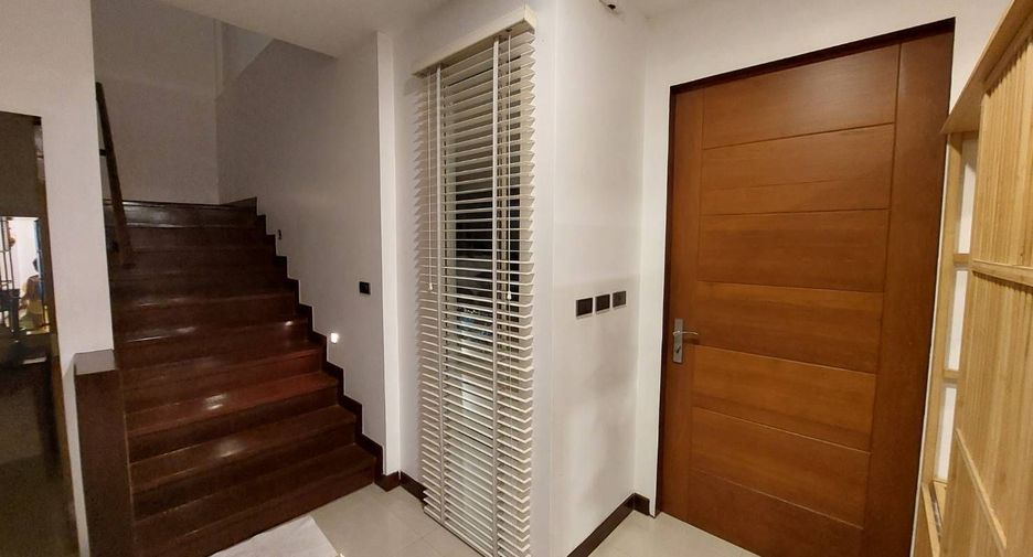 À louer 3 chambres maison à Bang Phli, Samut Prakan