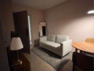 Condo en alquiler de 1 habitaciones en Bang Rak, Bangkok