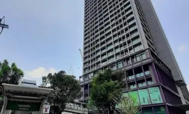 Condo en alquiler de 2 habitaciones en Khlong Toei, Bangkok