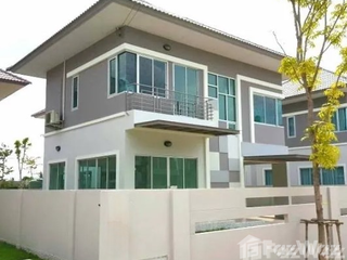 À louer 3 chambres maison à Bang Phli, Samut Prakan