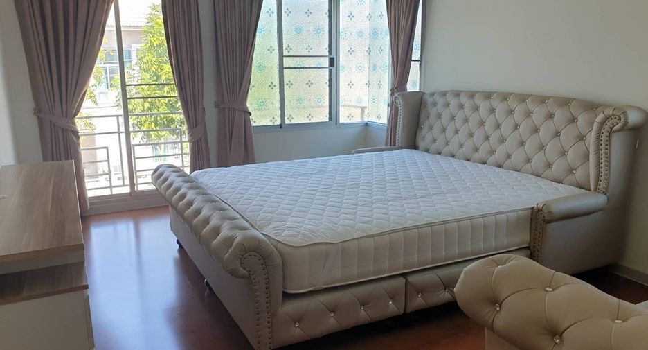À louer 3 chambres maison à Bang Phli, Samut Prakan