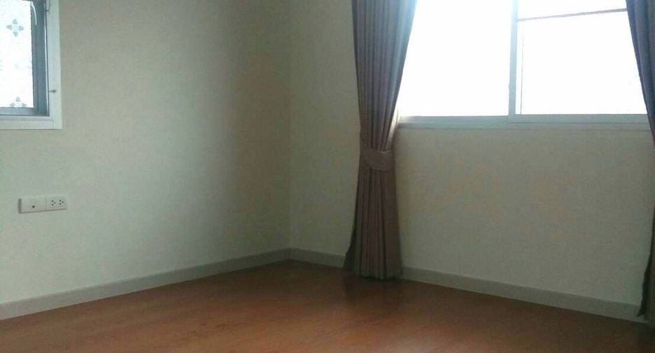 For rent 3 bedrooms house in Bang Phli, Samut Prakan