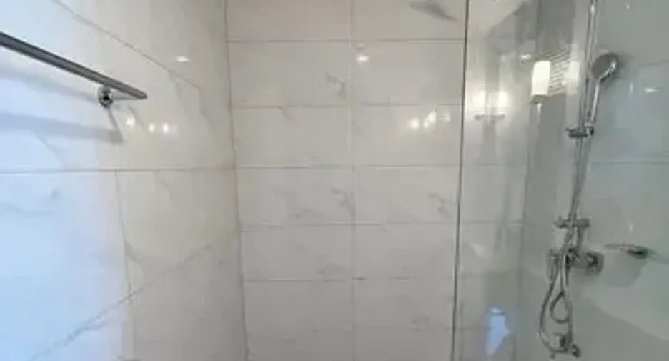 For rent 1 bed condo in Phaya Thai, Bangkok