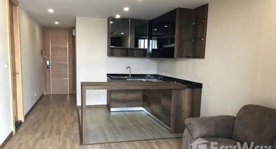 For rent 1 bed condo in Phaya Thai, Bangkok