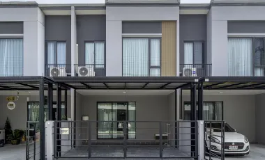 Аренда 3 спальни таунхаус в Bang Phli, Самутпракан
